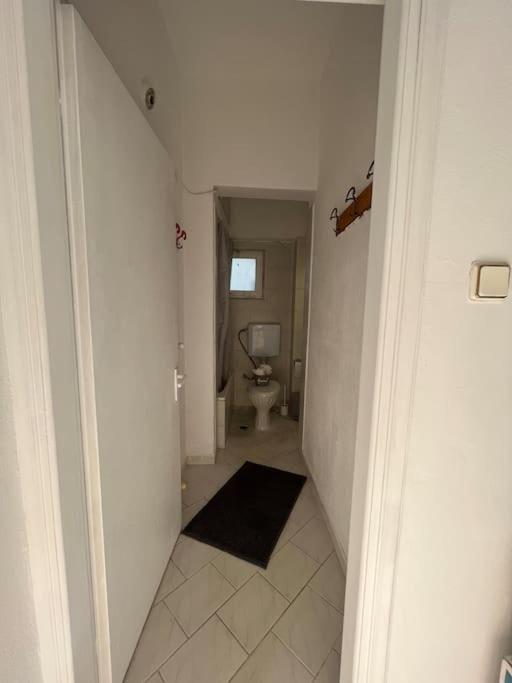 Studio Apartment In Nea Karvali Kültér fotó